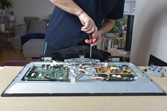 Dịch vụ sửa tivi của Sửa Chữa Tốt